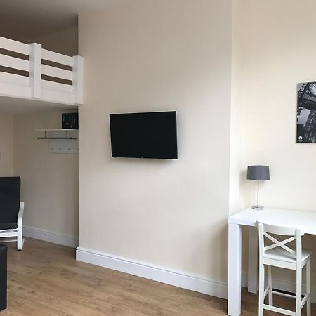 The Trafford Apartamento Stockport Exterior foto
